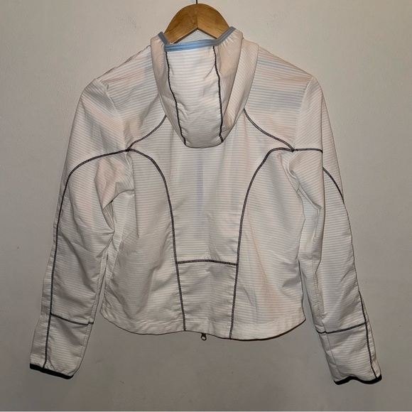 Nike Sphere Dry Jacket Women’s Size Small - Picture 9 of 13